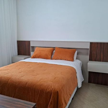 Residencial 04 Monte Carlo Em Sao Roque Lejlighed Eksteriør billede